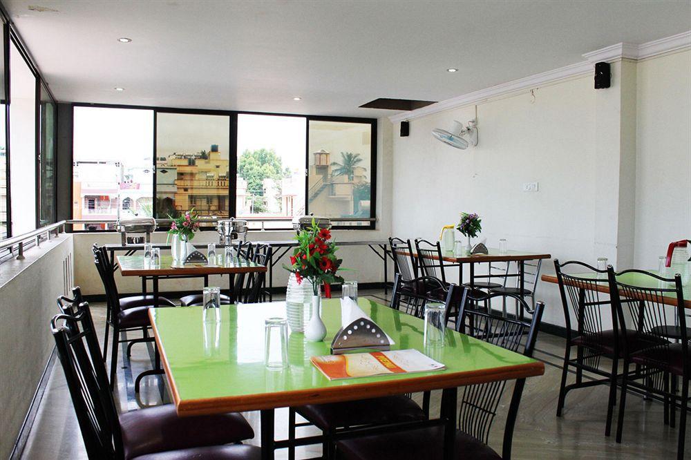 Oyo 1900 Hotel Olive Residency Mysore Esterno foto