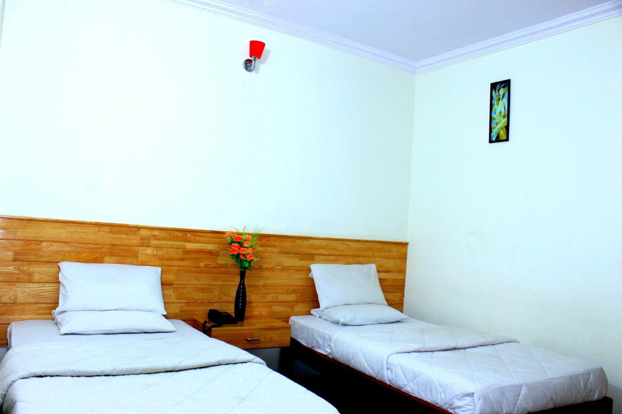 Oyo 1900 Hotel Olive Residency Mysore Esterno foto