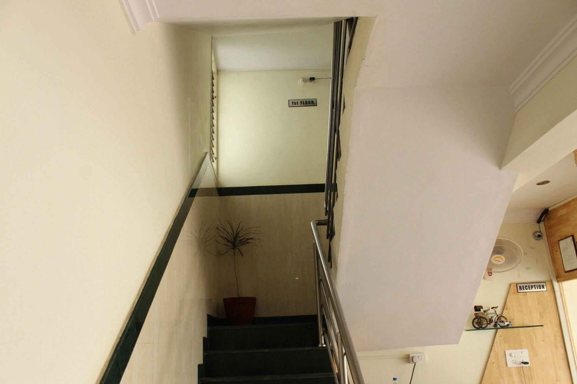 Oyo 1900 Hotel Olive Residency Mysore Esterno foto