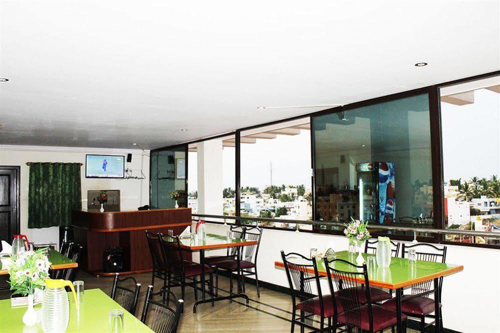 Oyo 1900 Hotel Olive Residency Mysore Esterno foto